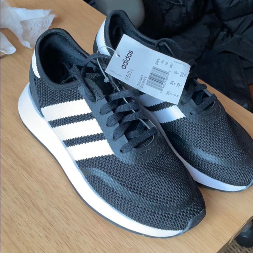 N-5923 J Adidas